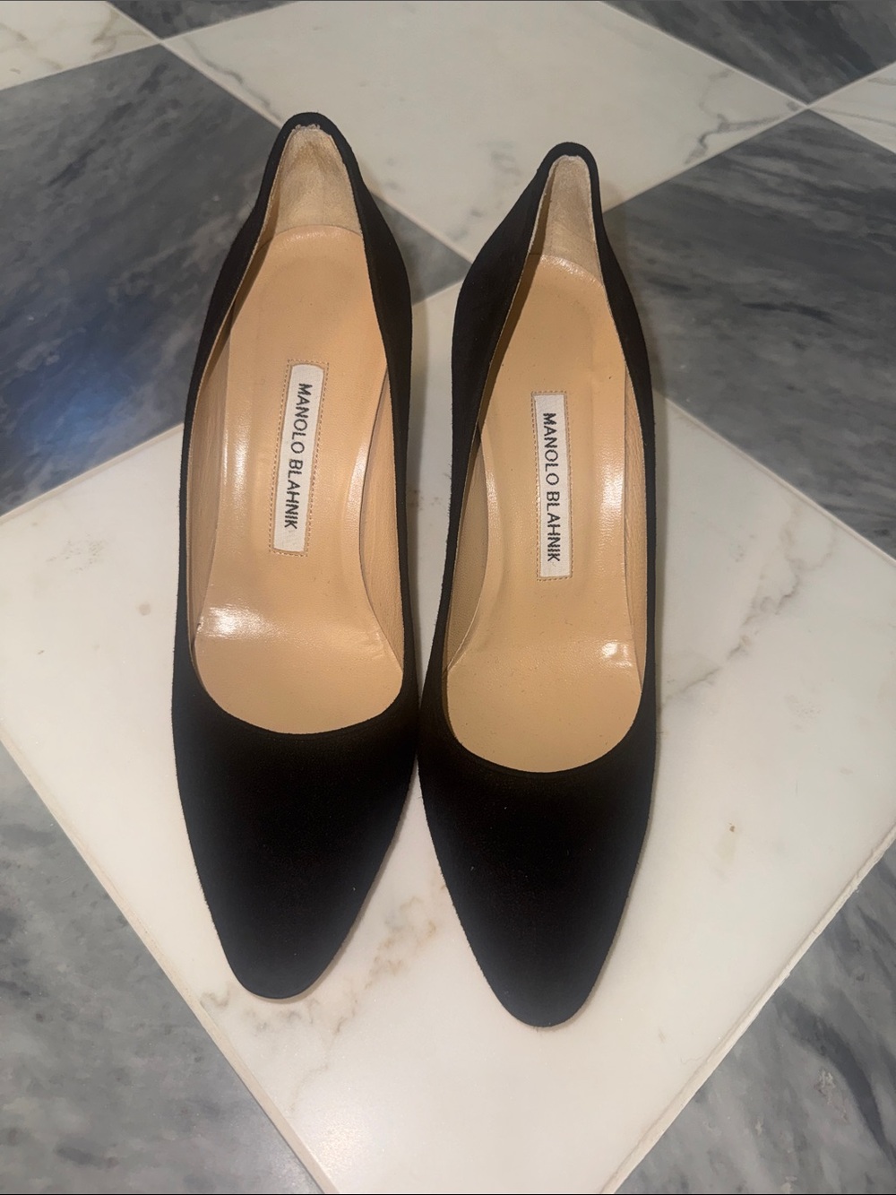 Manolo Blahnik Black Suede Pointed Toe Pumps
